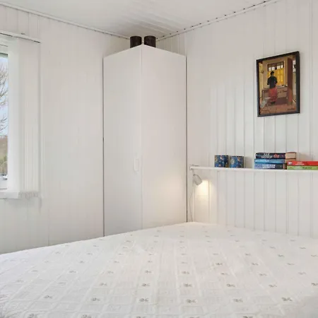 Cozy Summer House Close To The Holiday home Assens