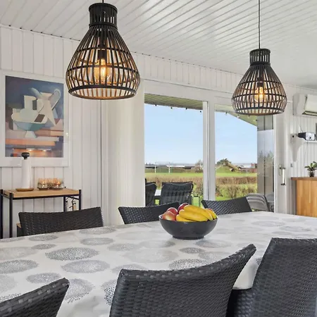 Holiday home Cozy Summer House Close To The