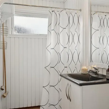 Cozy Summer House Close To The
